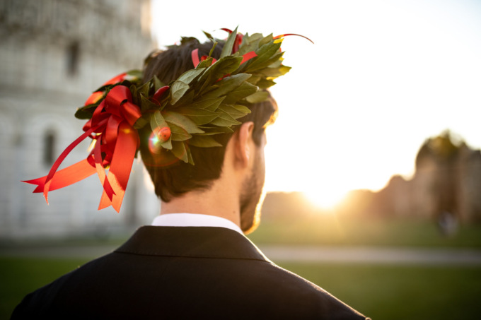 Le sfide più comuni nella stesura della tesi di laurea che gli studenti universitari si trovano a dover affrontare