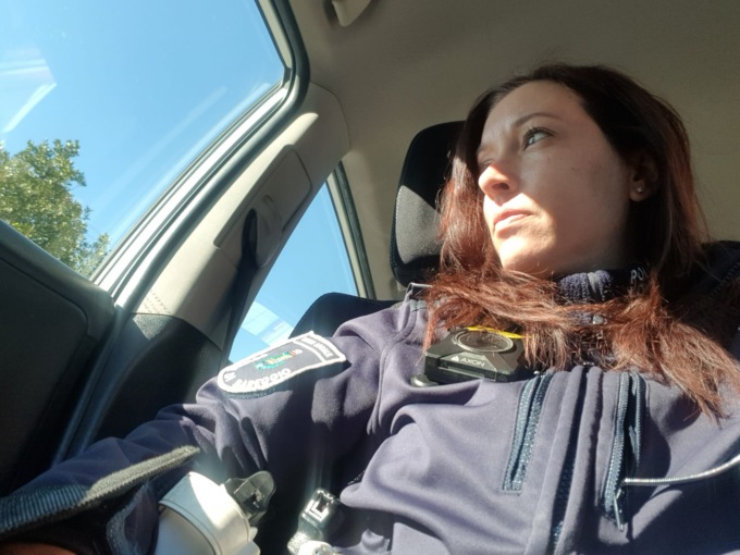 Anziana soccorsa da un’agente fuori servizio