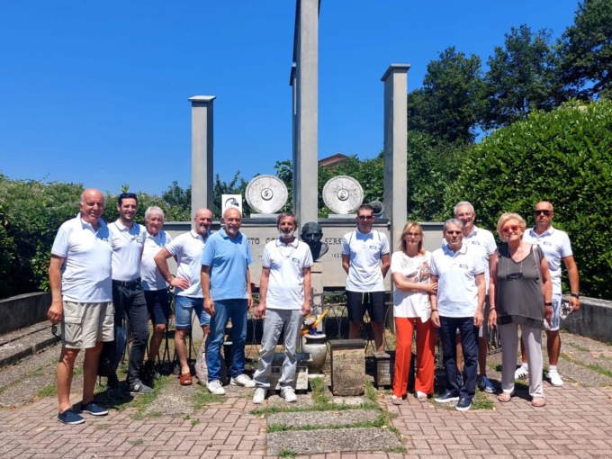 Il gruppo ciclistico Libero Ferrario sulle orme di Fausto Coppi: visita a Museo e Mausoleo