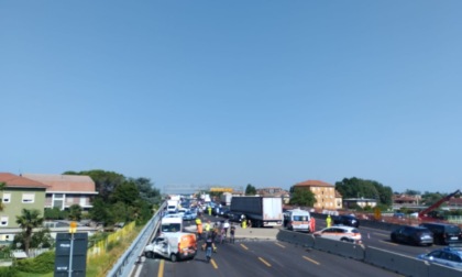 A8: riaperta l'autostrada dopo il maxi incidente