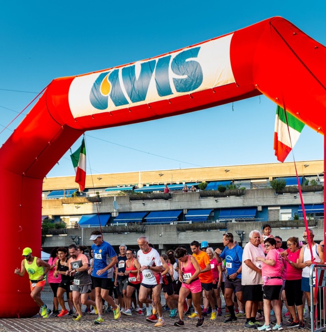 Conto alla rovescia per la Pink Night Run