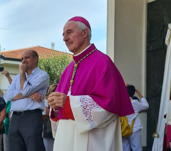 Grande festa a Lainate per monsignor Di Tolve