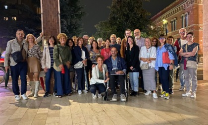 Legnano by night sfida l'acquazzone per percorrere la storia della città