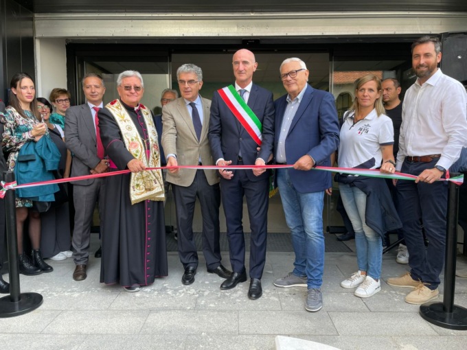 Abbiategrasso, apre la nuova sede Comunale