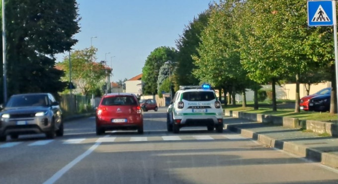 Scontro auto moto: giovanissimo in ospedale
