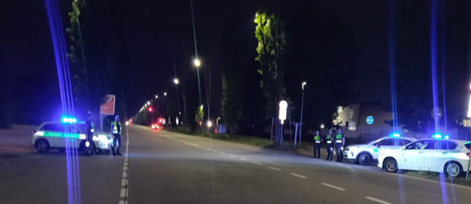 Ubriaco alla guida viene fermato dalla Polizia Locale: patente ritirata