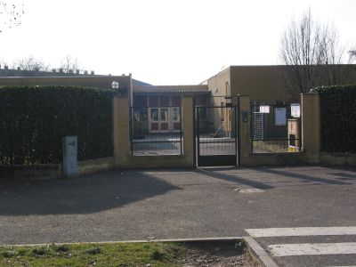 Entrano a scuola nella notte e rubano tutti i Pc portatili destinati ai ragazzi