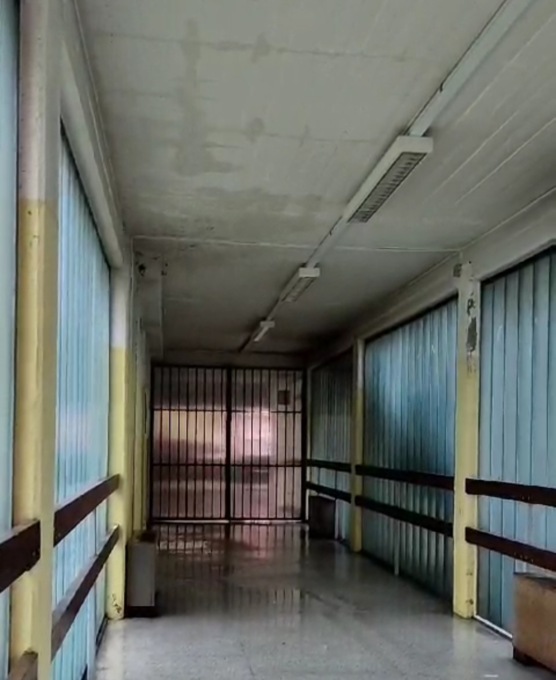 Gli edifici scolastici restano sorvegliati speciali