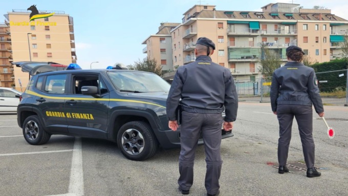 Maxi evasione fiscale per 4 imprenditori: sequestro di beni per 5 milioni di euro