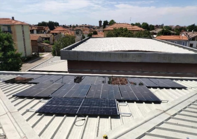 Fotovoltaico alla primaria di Sedriano