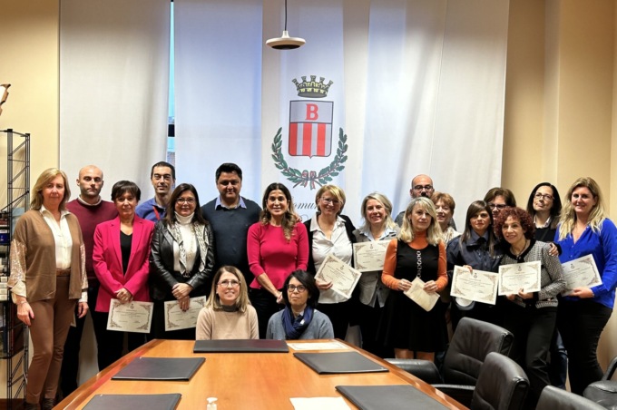 Il sindaco premia 18 dipendenti comunali