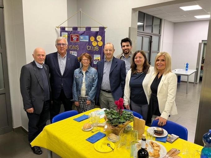 Lions Club Parabiago Host al fianco della mensa solidale