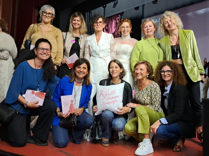 Pazienti oncologiche in passerella: il tumore si combatte anche così