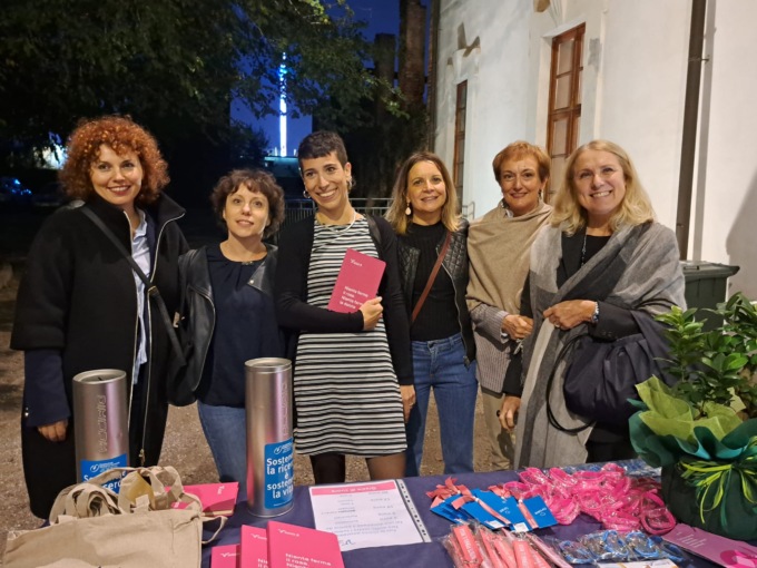 “Me & Her”: una mostra per riscoprire il volto delle donne durante la malattia