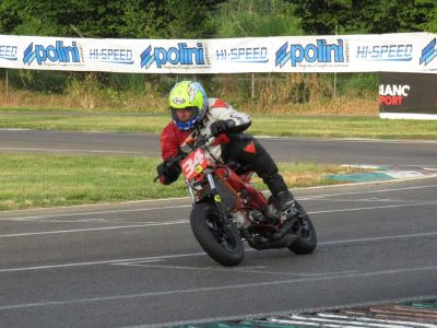 Marco Ferrario è terzo nella classifica finale del Moped – M100