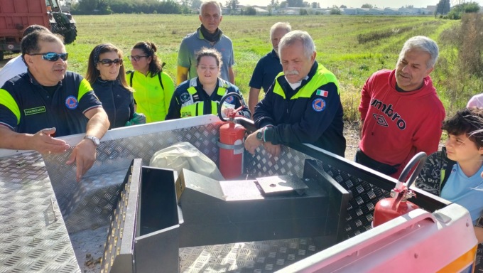 Pulizia dei boschi, spunta anche un candeliere rubato in chiesa
