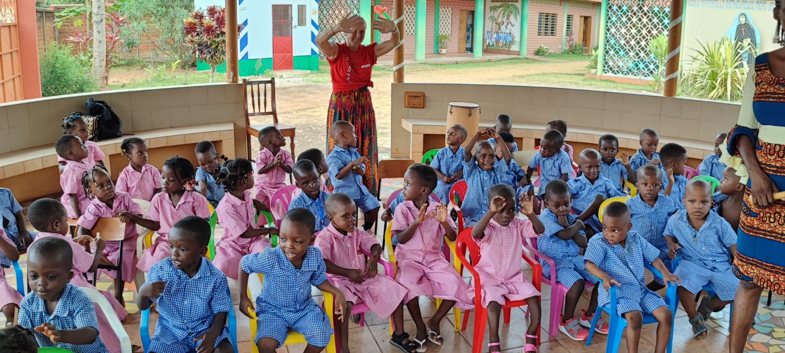 Sedriano, gemellaggio scuole materne con quella del Benin