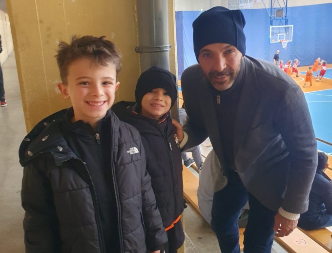 Gigi Buffon sugli spalti dell’Ardor per vedere giocare il figlio