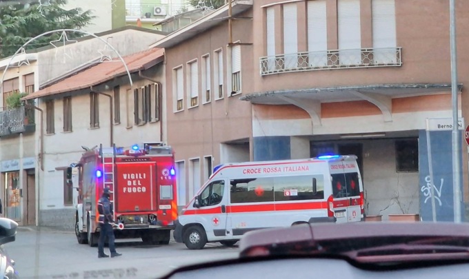 Cade in casa: paura per una 83enne