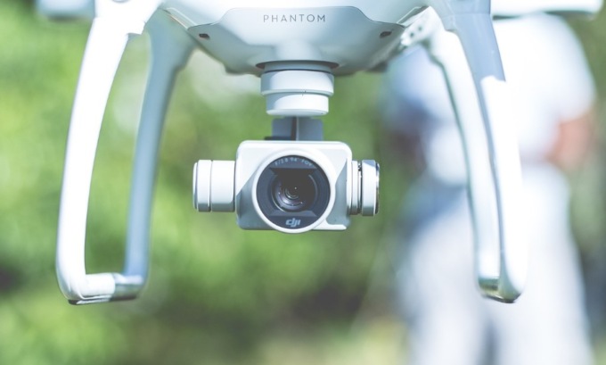 Droni per bambini: come trovare il drone perfetto per i più piccoli