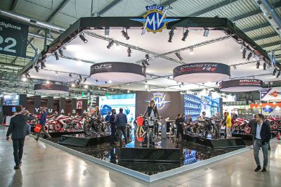 Tentano di rubare una Kawasaki esposta all’Eicma