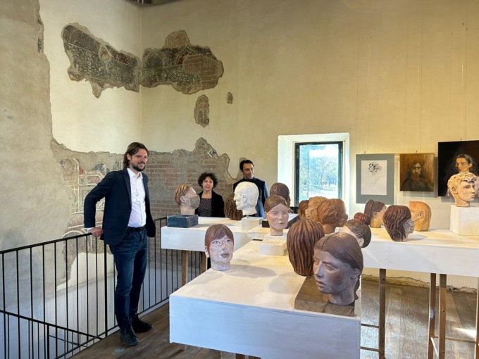 Due decenni di liceo artistico Dell'Acqua in mostra al Castello
