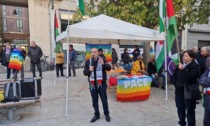 Oltre cento in piazza per il cessate il fuoco in Palestina