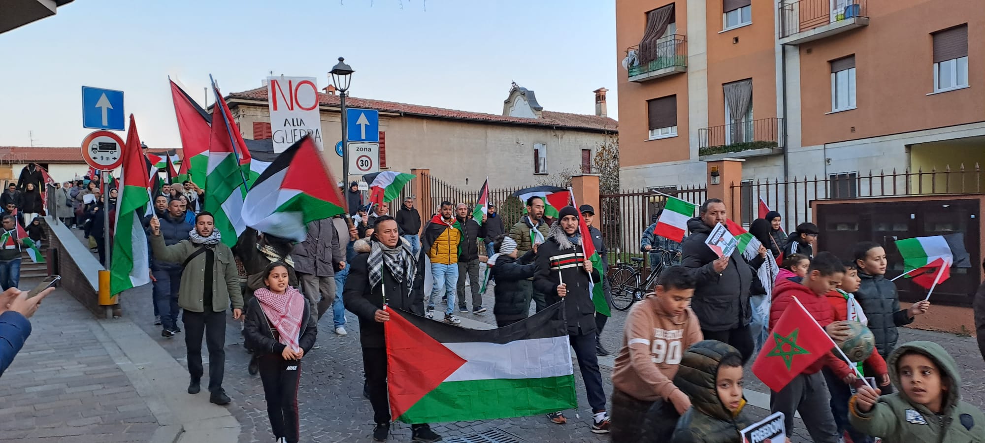 nerviano corteo palestina