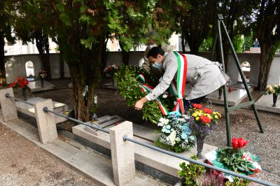 Un francobollo commemorativo per ricordare Sante Zennaro