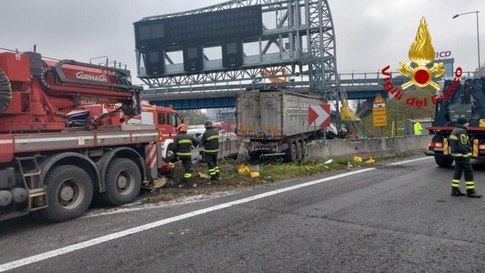 Temporaneamente chiuso il tratto di A4 fra la Teem e Sesto San Giovanni
