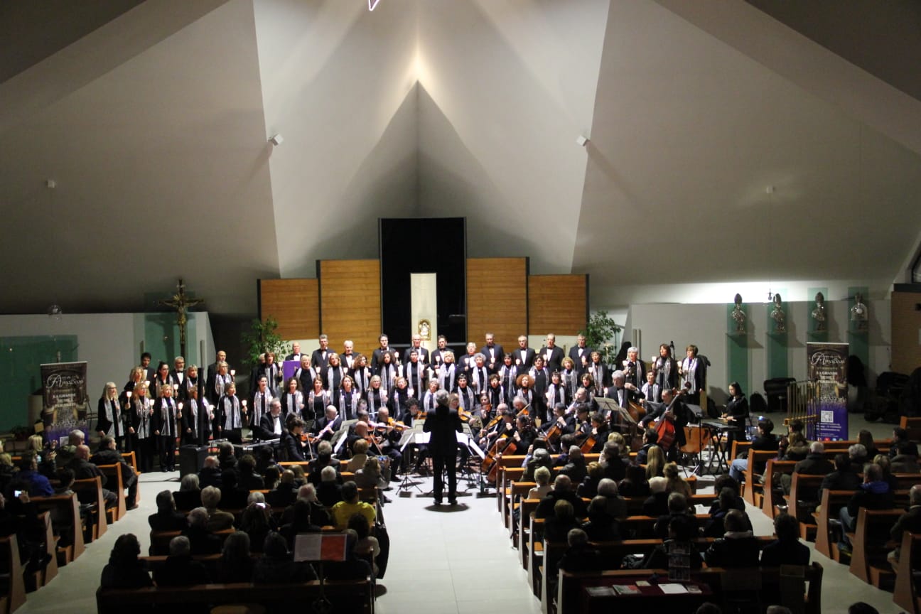 Coro Sinfonico e Orchestra dell'Accademia Amadeus Natale a Rescaldina 2023