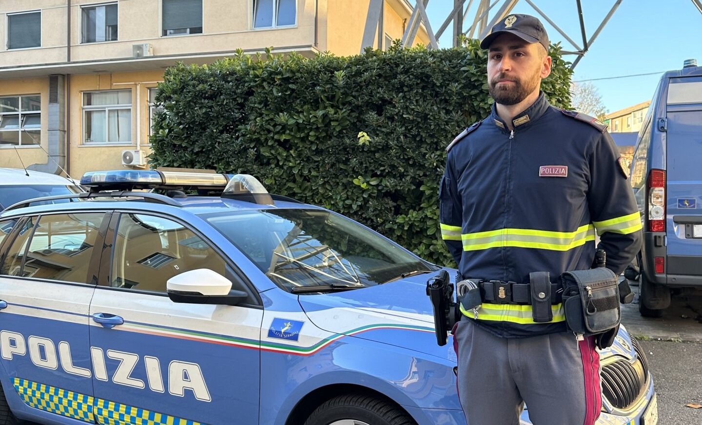 Magenta Non Chiamatemi Eroe Parla Il Poliziotto Che Ha Salvato Un Uomo Dal Suicidio Prima