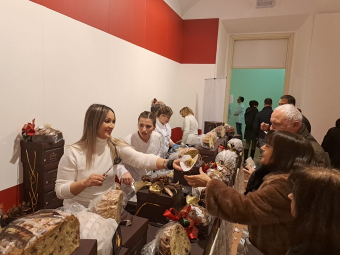 Oltre 5mila persone al Leone da Perego per ArtePanettone