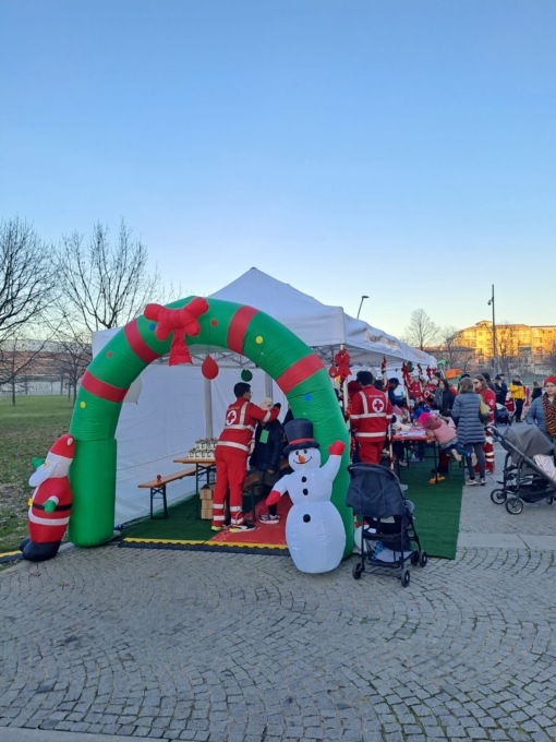 Babbo Natale e i suoi elfi hanno fatto la felicità dei bambini al Parco Falcone-Borsellino