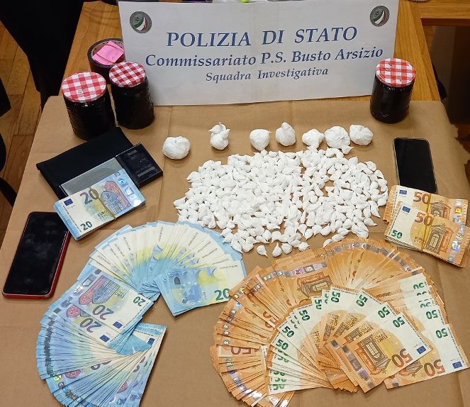 In casa quasi 500 dosi di cocaina: arrestato