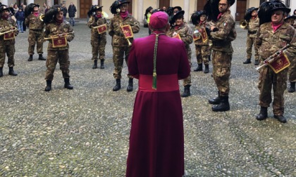 Bersaglieri di Bià in udienza dall’Arcivescovo di Milano