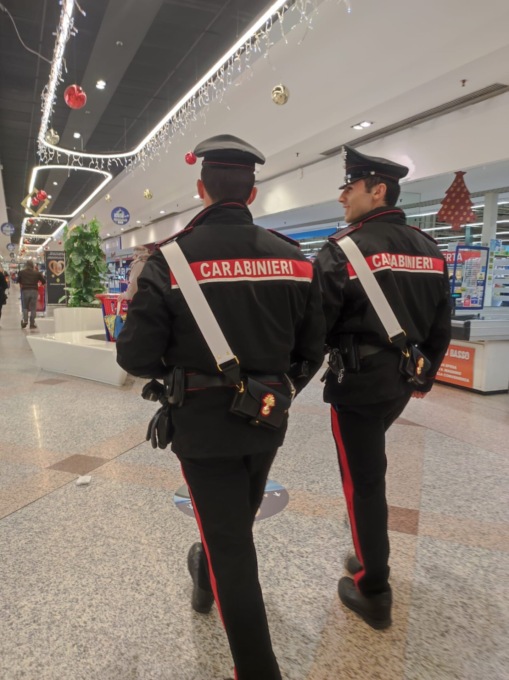 Centro sorvegliato speciale: più carabinieri a piedi tra la gente