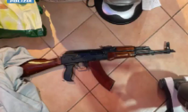 140 chili di droga e un fucile d'assalto: arrestate tre persone VIDEO
