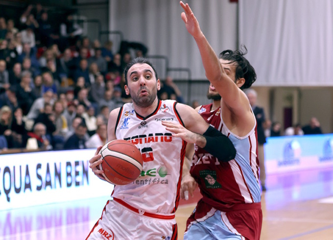Knights, sconfitta solo per un punto