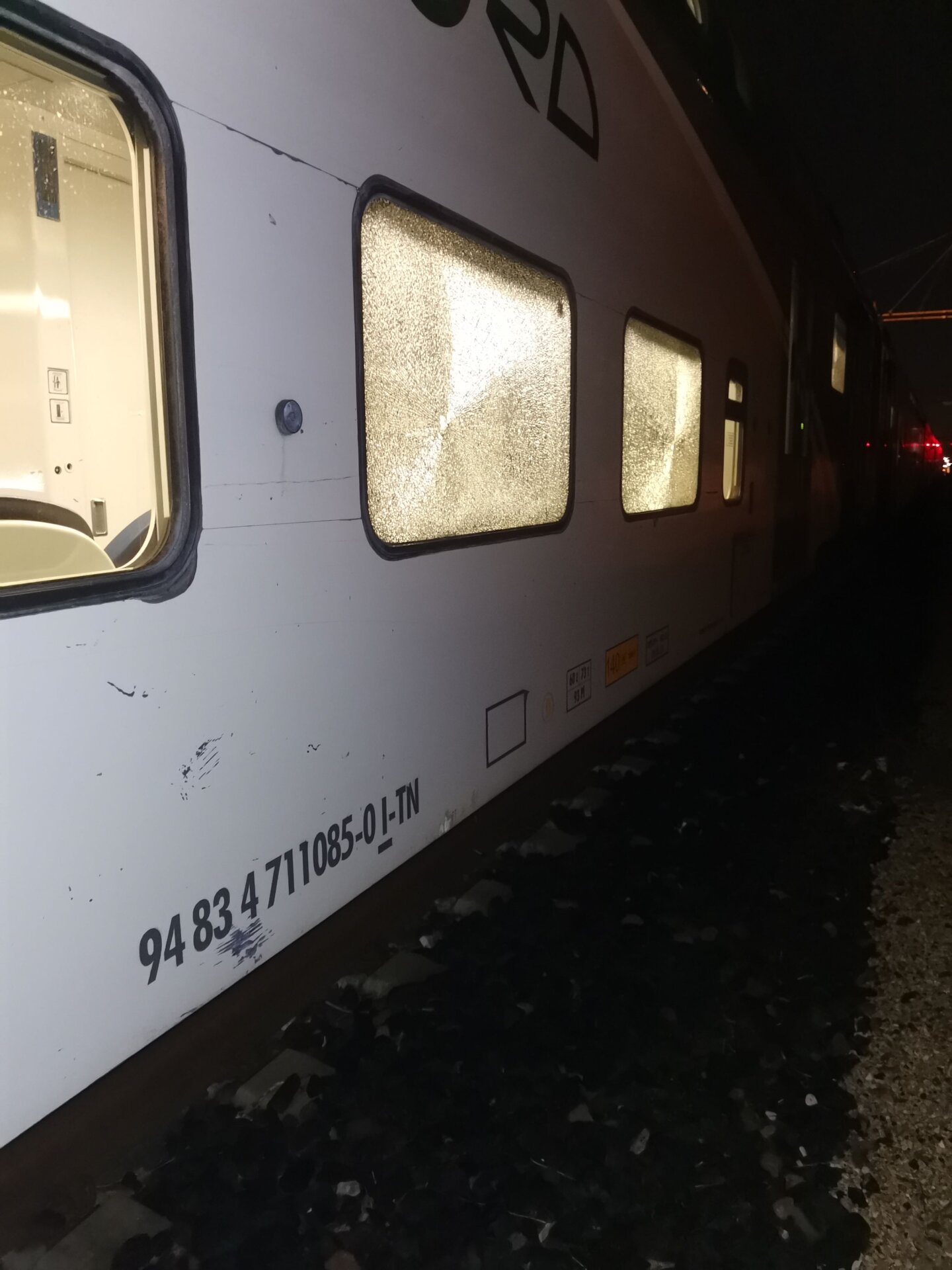 Corbetta, treni vandalizzati alla stazione