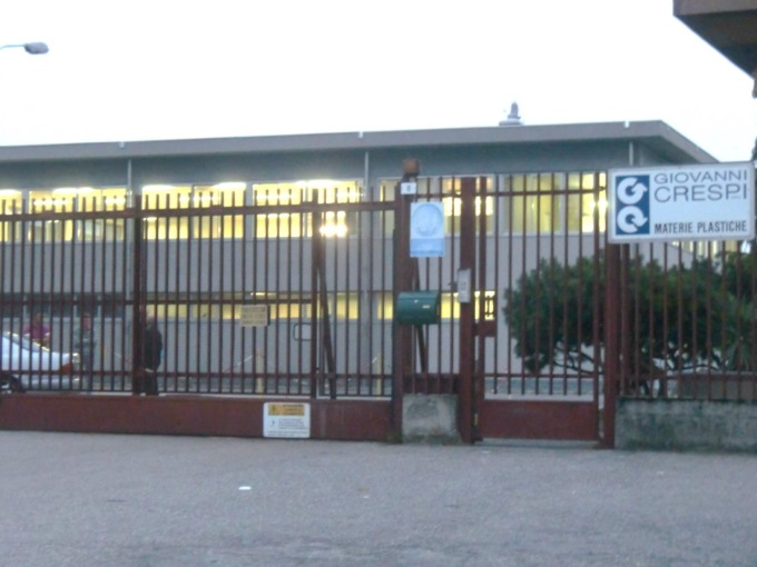 Ladri rubano… i vestiti degli operai