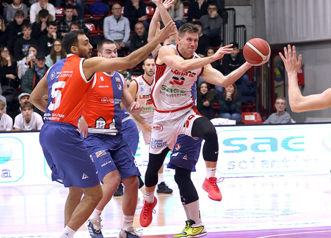 Vittoria dei Knights nell’ultima giornata del girone d’andata