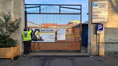 Aperto il cantiere per la nuova piazza, chiude il parcheggio alle spalle del Quic