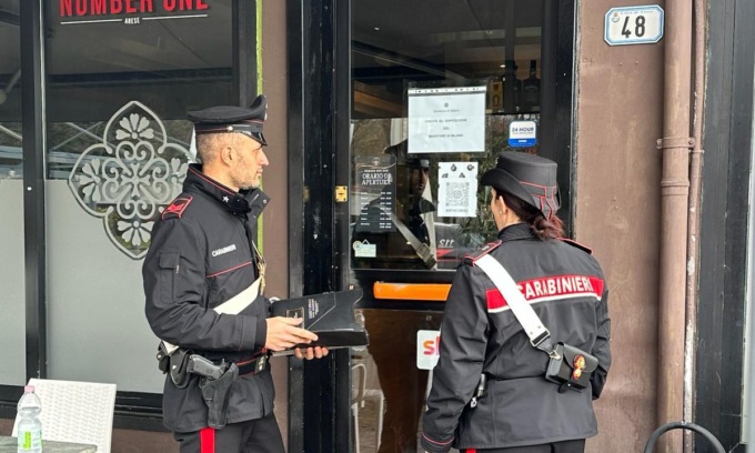 Risse E Ritrovo Di Pregiudicati Il Questore Chiude Per Dieci Giorni Number One Bar Prima 4685