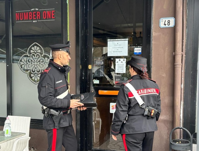 Risse e ritrovo di pregiudicati: il Questore chiude per dieci giorni Number one bar