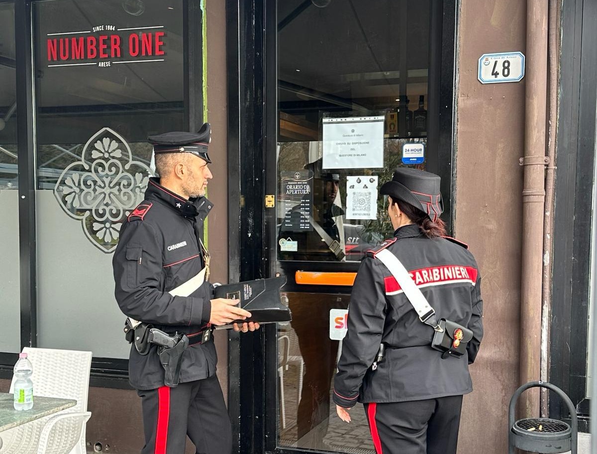 Risse e ritrovo di pregiudicati il Questore chiude per dieci giorni