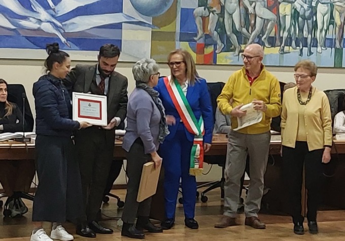 La consegna della targa in memoria del dottor Marcello Iacuone: “Novate gli è riconoscente”