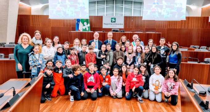 Due quinte della scuola primaria in visita a Palazzo Pirelli