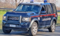 Notato in auto dai Carabinieri, a casa teneva la droga: denunciato
