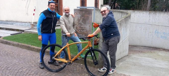 Con le bici di legno in Argentina sulle tracce della nostra emigrazione